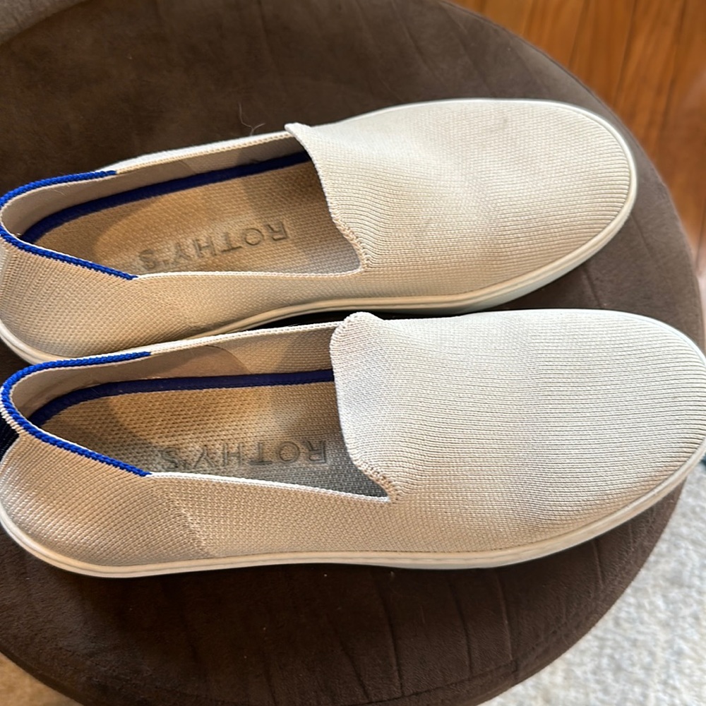 Rothy’s Original Slip On Sneaker Size 8 Sand